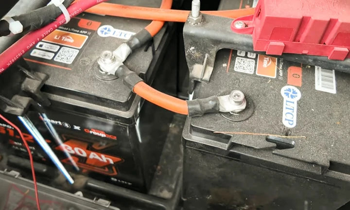 サブバッテリーとして活用できるリン酸鉄リチウムイオンバッテリー