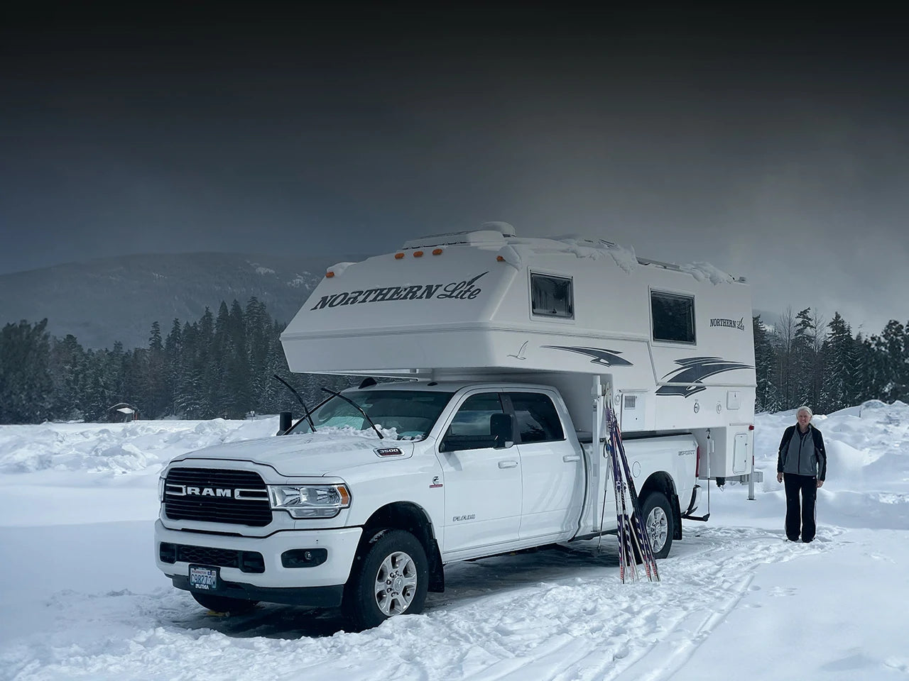 冬の寒冷地でも安心して使えるバッテリーで快適な車中泊を実現