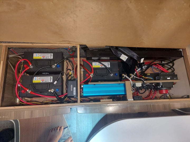 毎日の暮らしを支える家庭用バッテリーの導入例