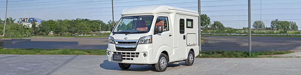 寒冷地でも安定走行を支えるバッテリーで低速電動自動車に電力を確保