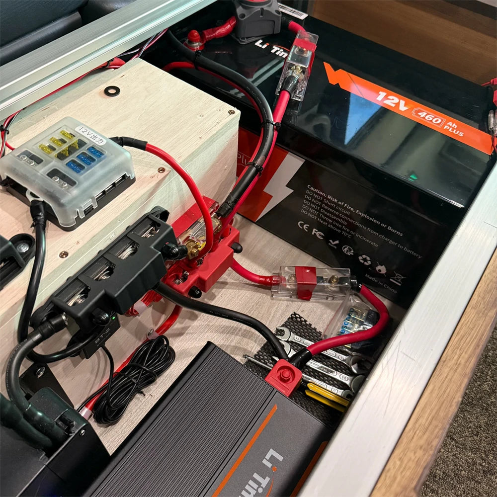 車中泊サブバッテリーシステム、LiFePO4バッテリーとインバーターの実用例