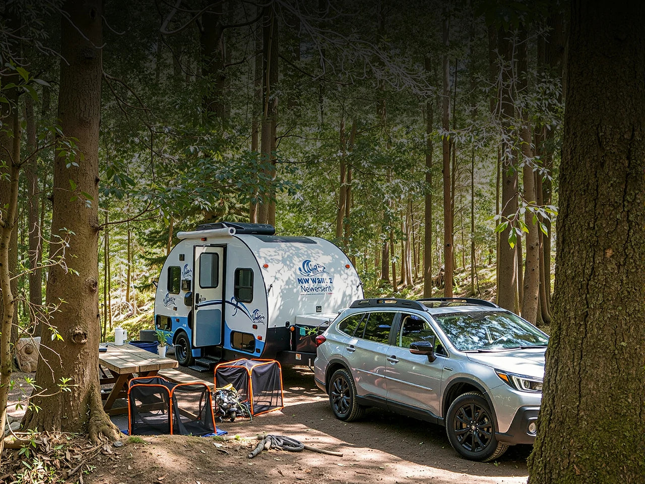 コンパクトで持ち運びやすいキャンプ向けのバッテリーおすすめ